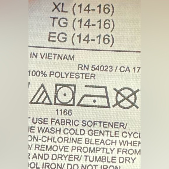 Boys Old Navy Active Black Go-Dry Shorts - Picture 9 of 9